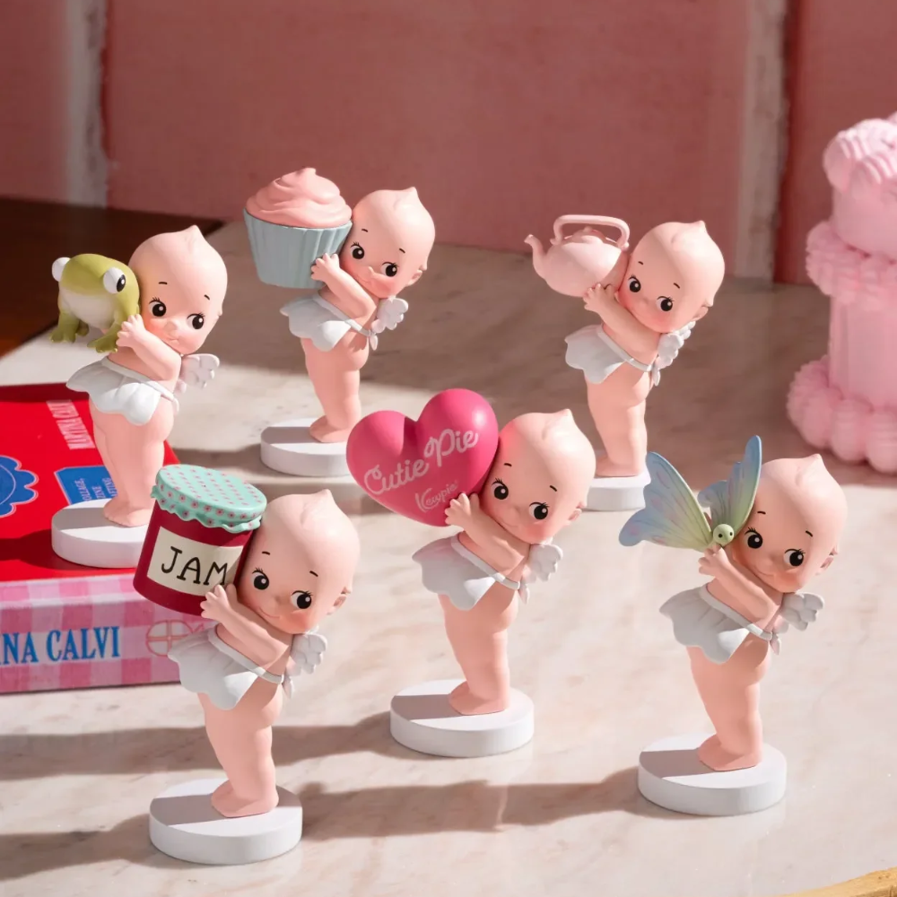Smoko Kewpie®️Holding Things Blind Box