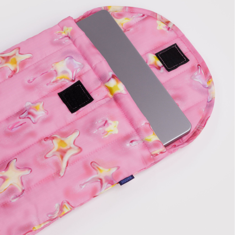 BagguPink pouch with starfish pattern and a silver Laptop Tablet case Baggu