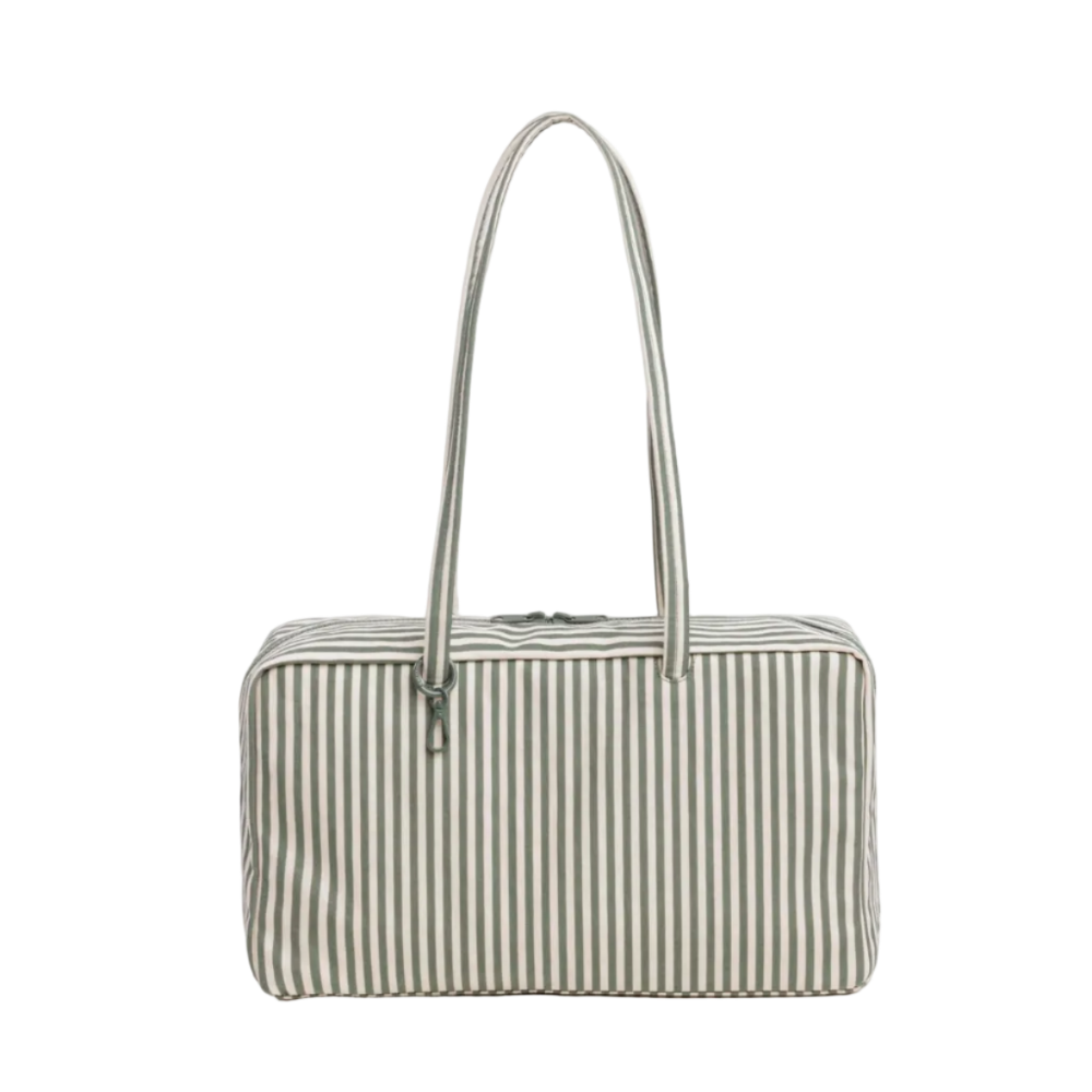 Baggu Striped handbag on a light gray background