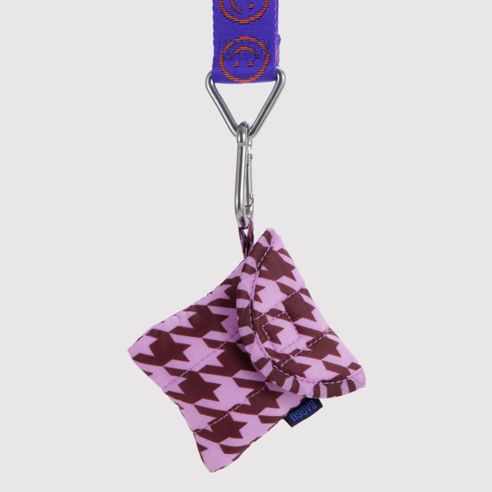 Puffy Earbuds Case Pink Houndstooth
