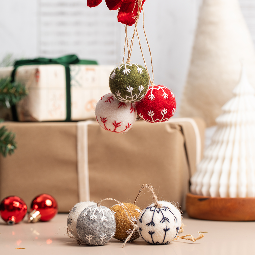 Christmas Decoration Felt Embroidered Bauble Assorted