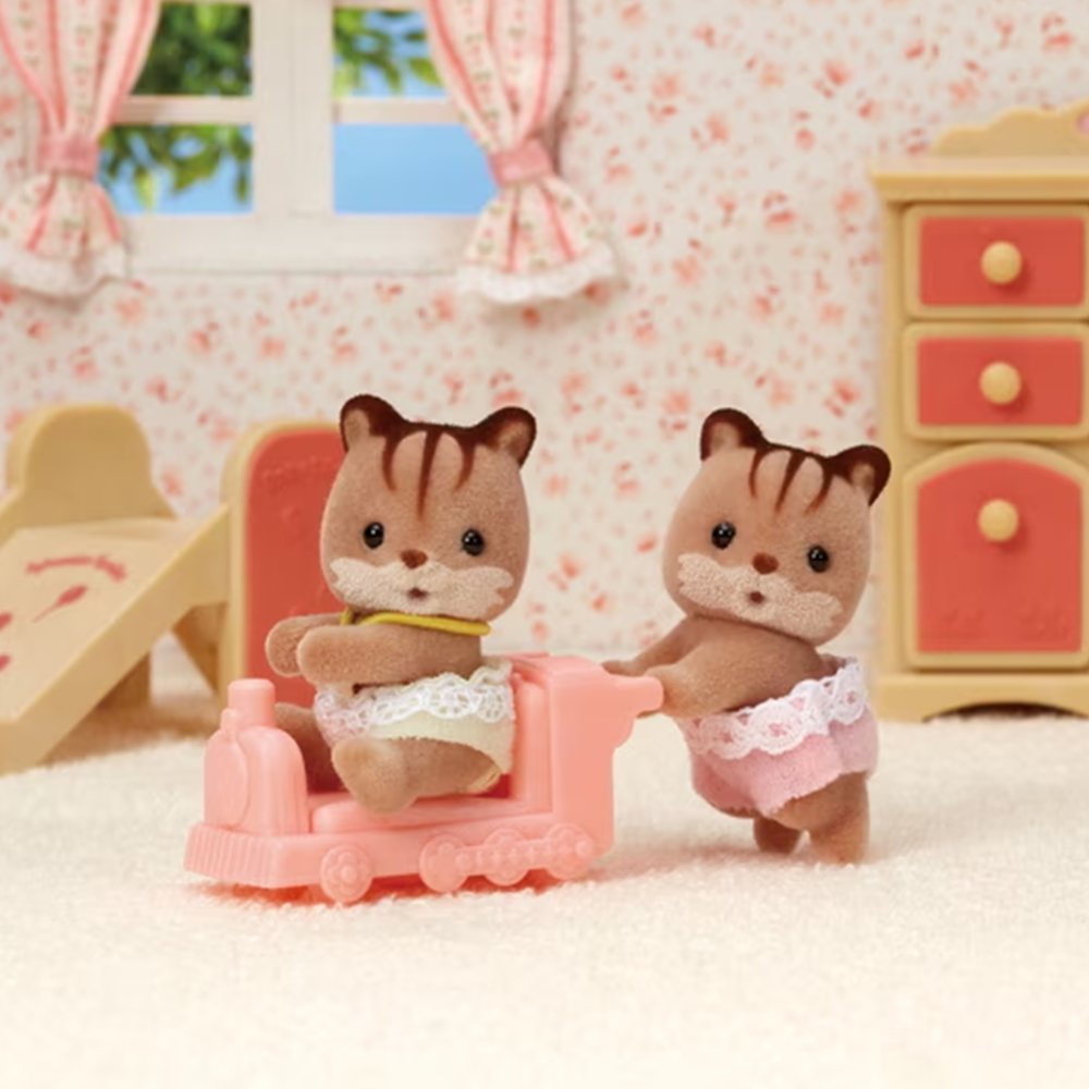 Sylvanian Families Walnut Squirrel Twins