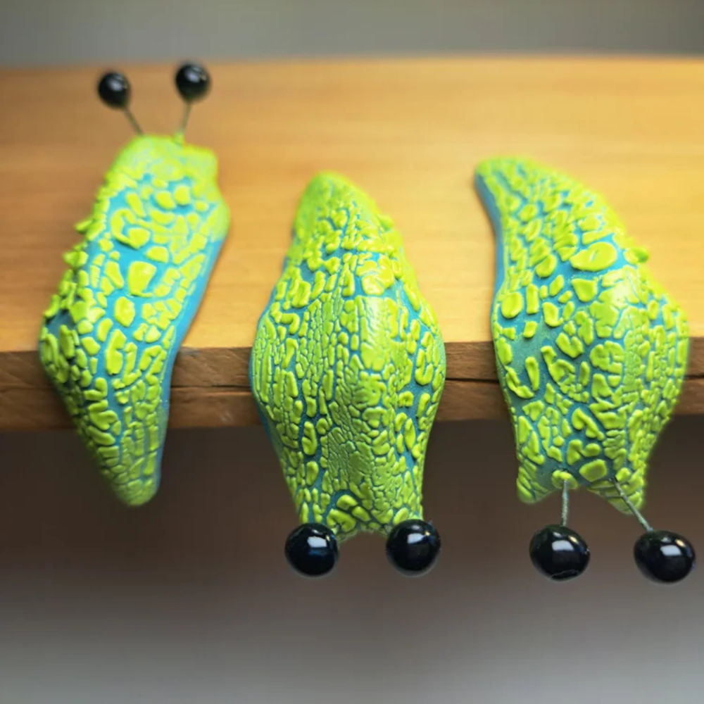 Lava Ceramics Shelf Slug Fruity Elctric Kiwi