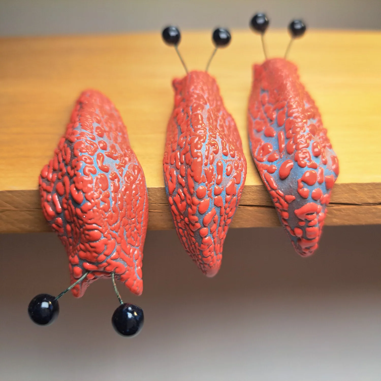 Lava Ceramics Shelf Slug Fruity Cherry Wave