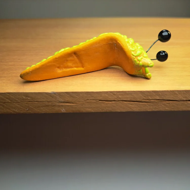 Lava Ceramics Shelf Slug Fruity Mango Moon