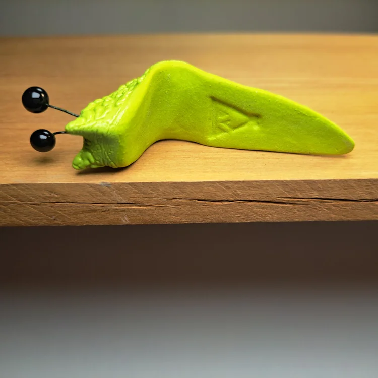 Lava Ceramics Shelf Slug Fruity Lime Twist