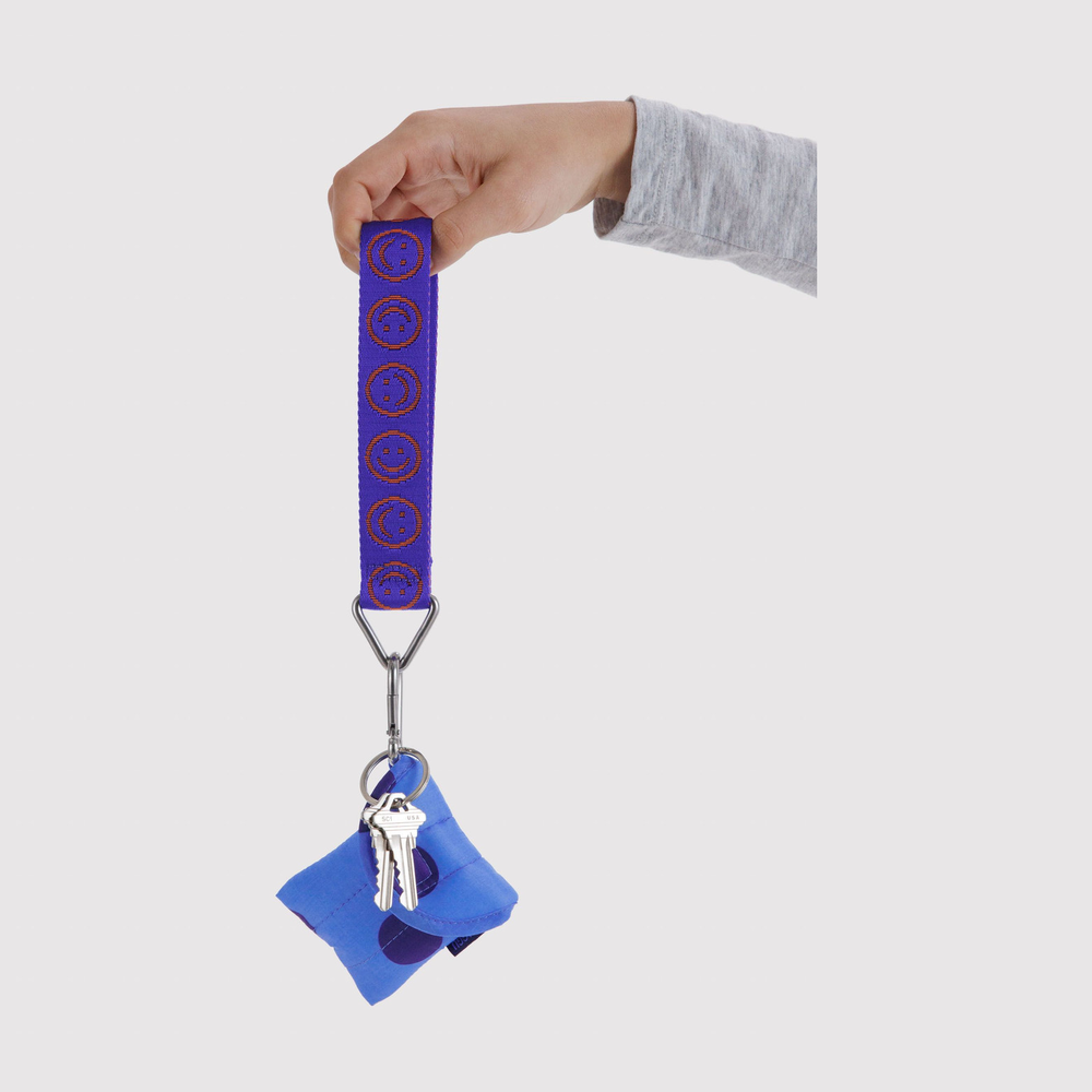 Baggu Logo Keychain Lapis Happy
