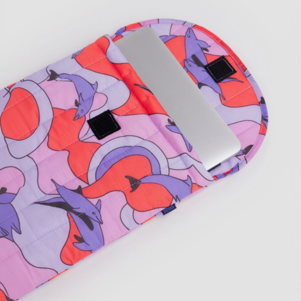 Baggu Laptop Case with dolphin design 