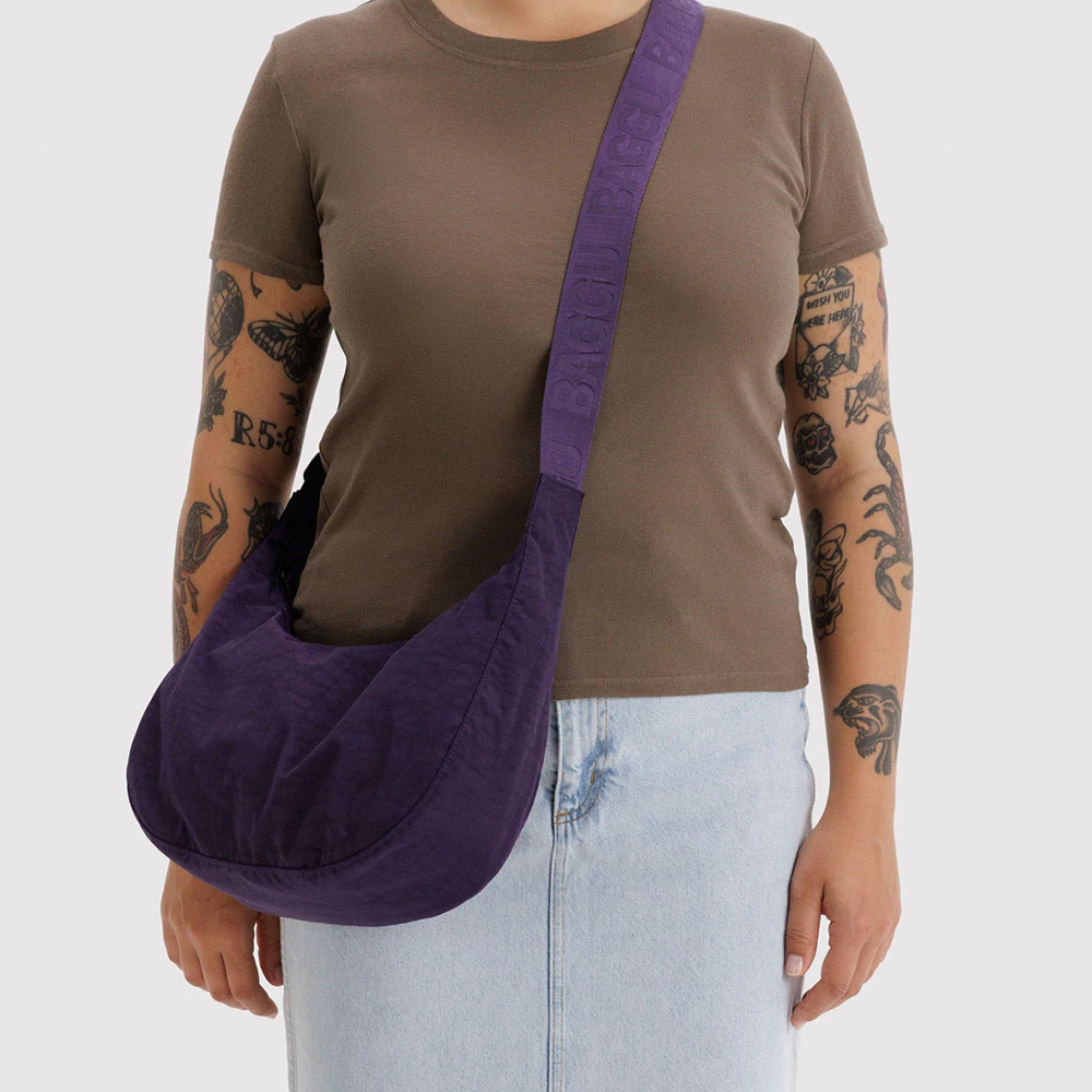 Baggu Medium Nylon Crescent Bag Fig
