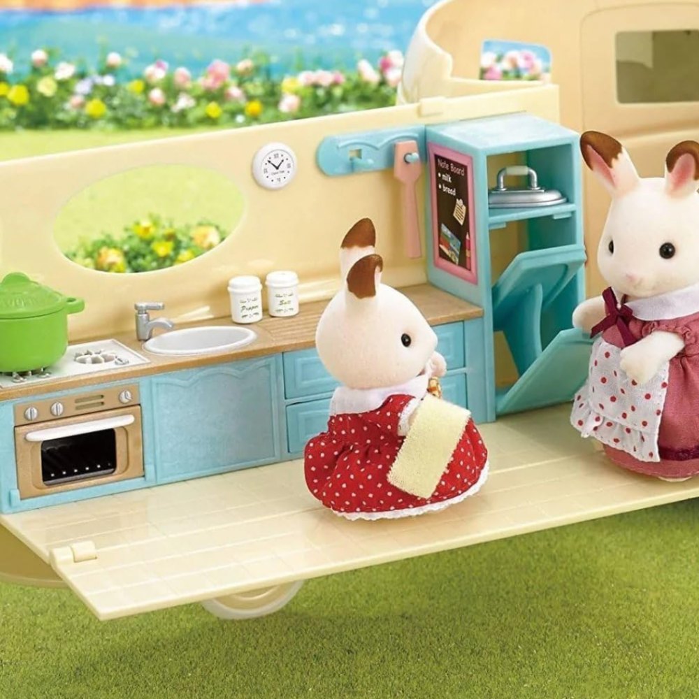 Sylvanian Families  Caravan