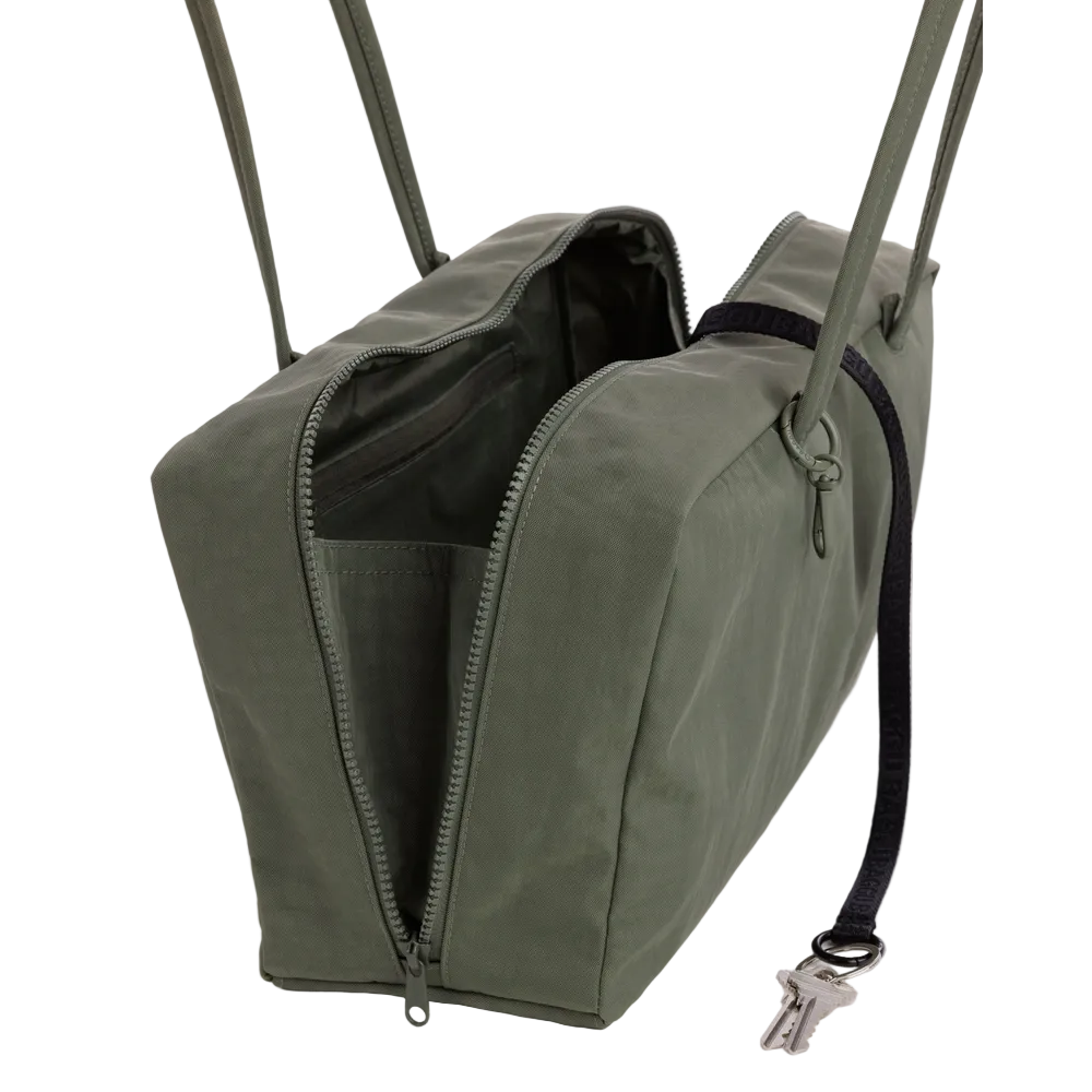 Baggu Medium Nylon Bowler Bag Caper