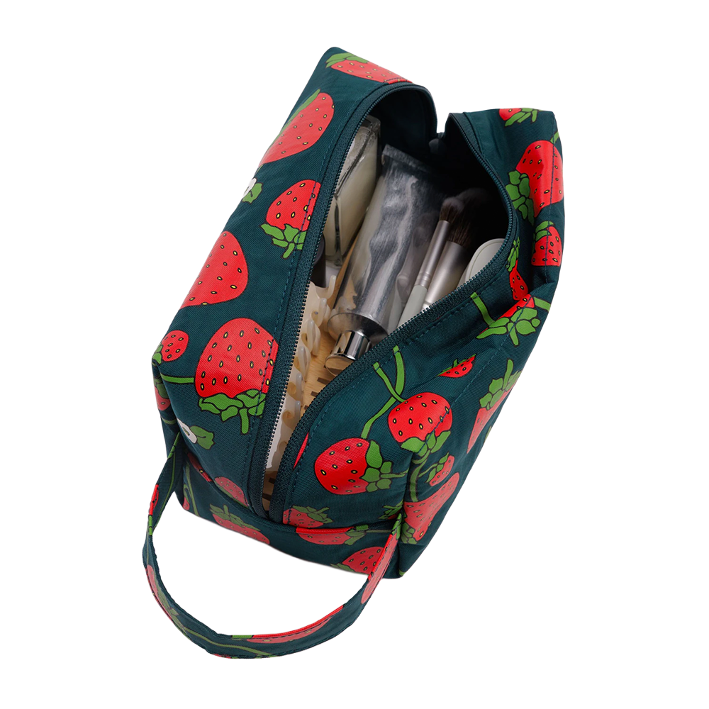 Baggu Dopp Kit Travel Bag Strawberry Blossom