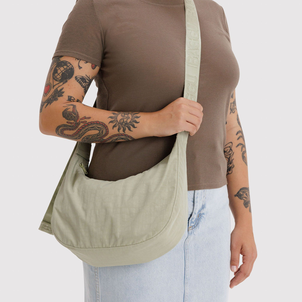 Baggu Medium Nylon Crescent Bag Celadon