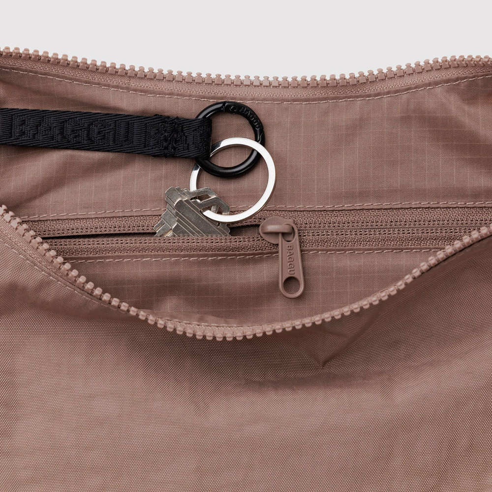 Baggu Medium Nylon Crescent Bag Toasted Almond