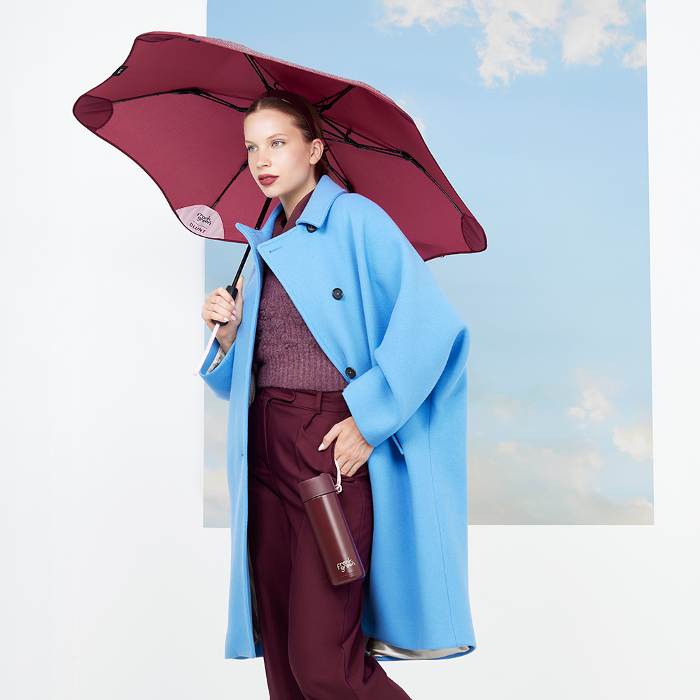Blunt x Frank Frank Green Metro Umbrella & 20oz Bottle Plum Petal Duo Pack