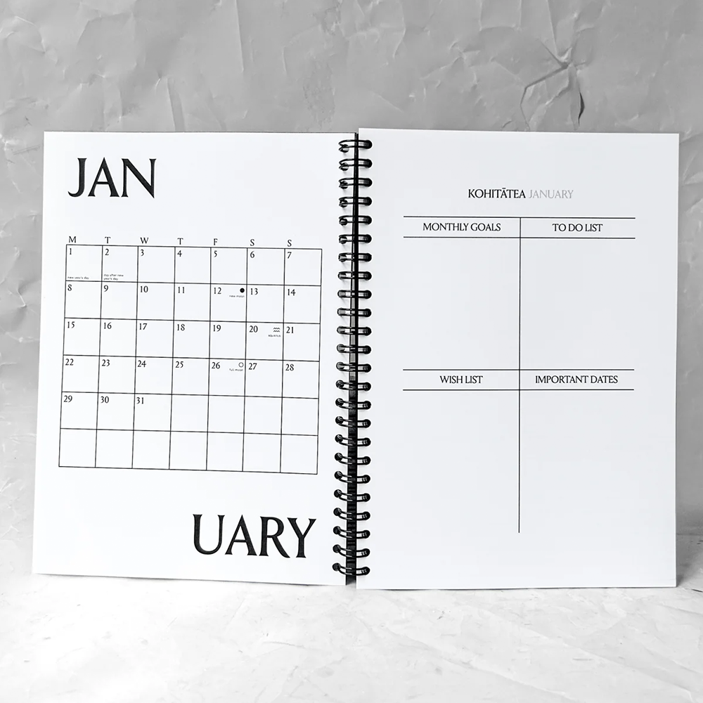 Chrushes 2026 Weekly Diary Blue