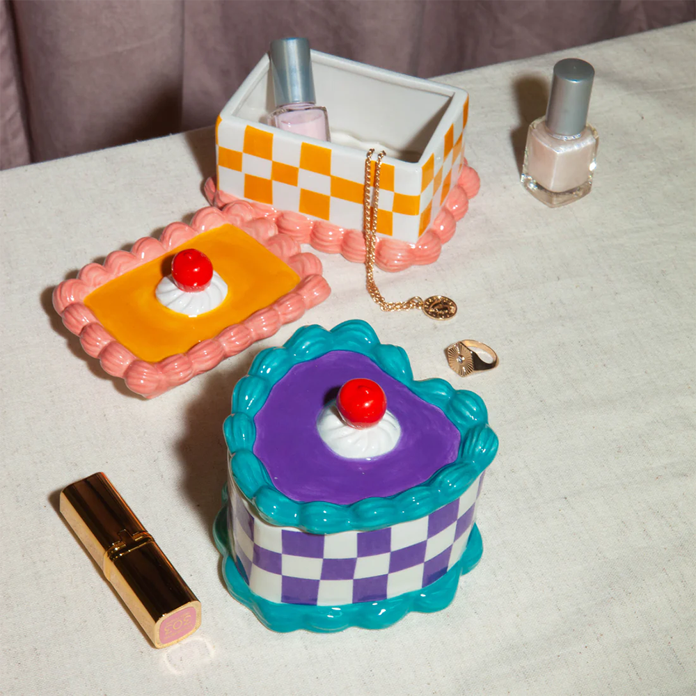 Doiy Sweetie Storage Box Cake Heart