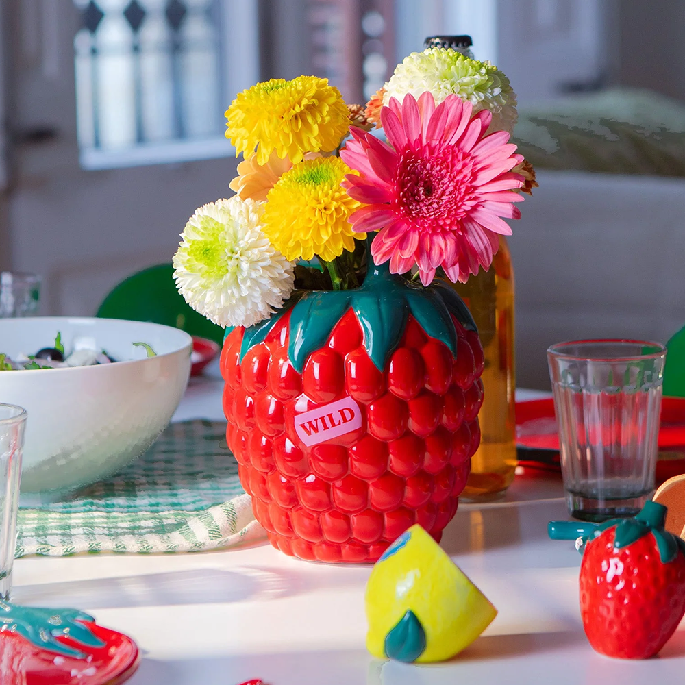 Doiy Farmers Market Ceramic Vase Raspberry