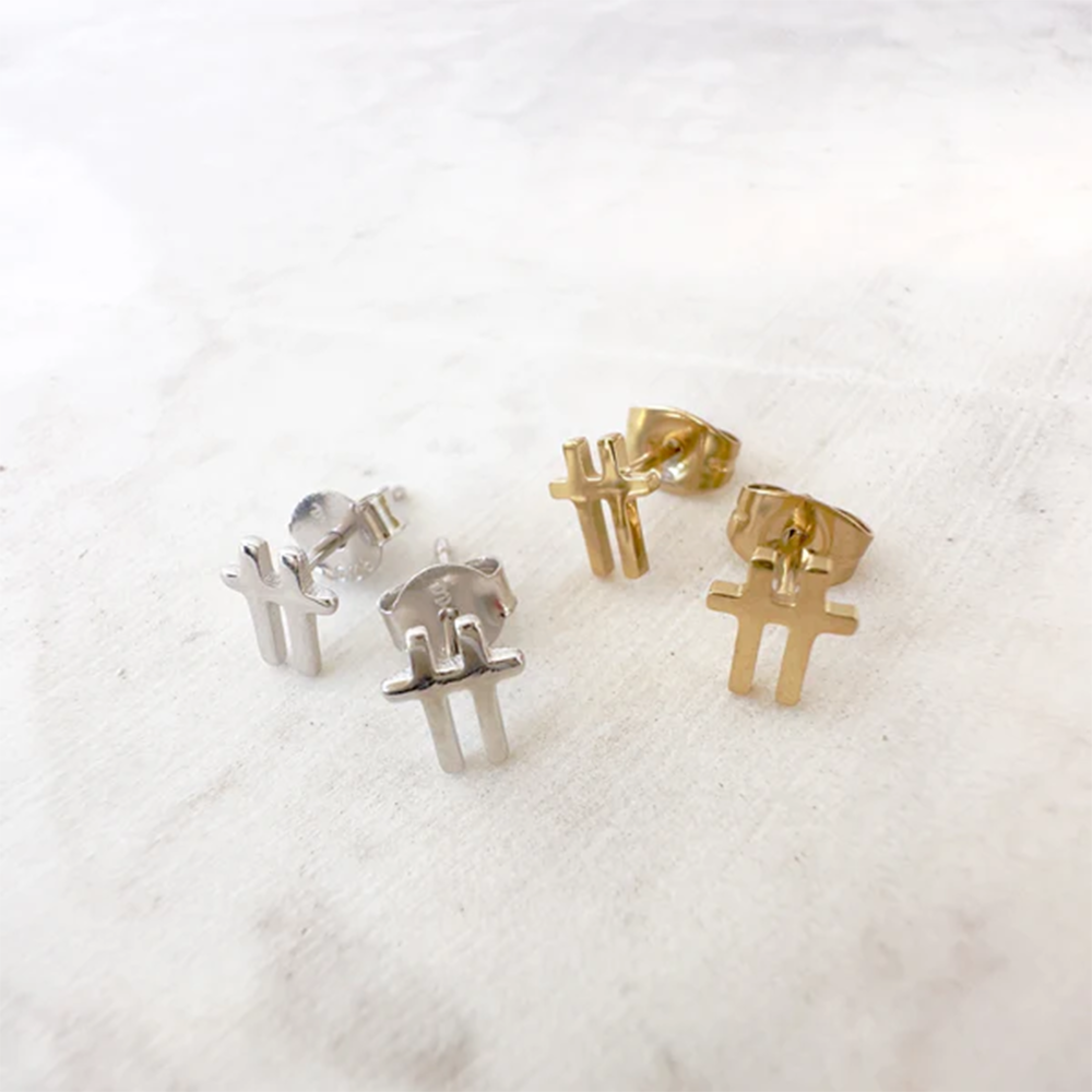 Ever Swish Stud Earrings Gold