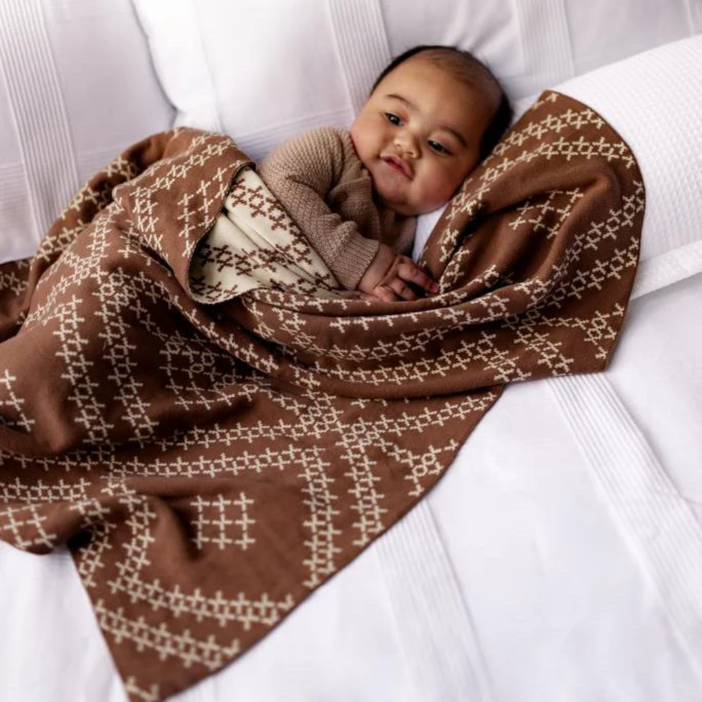 Hawaiiki Pēpi Pātikitiki 100% Organic Cotton Blanket Brown