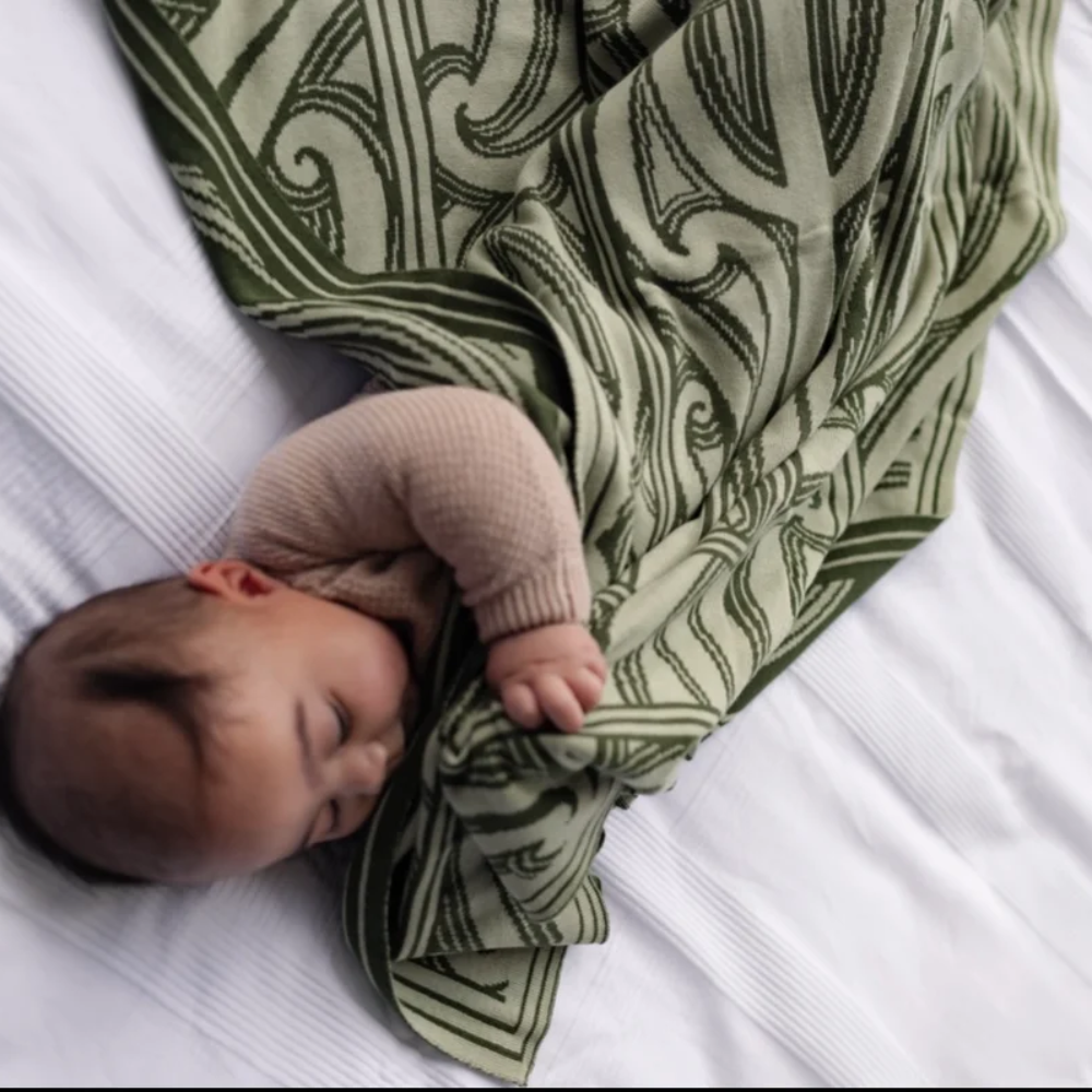 Hawaiiki Pēpi Te Piringa 100% Organic Cotton Blanket Ngāhere Green