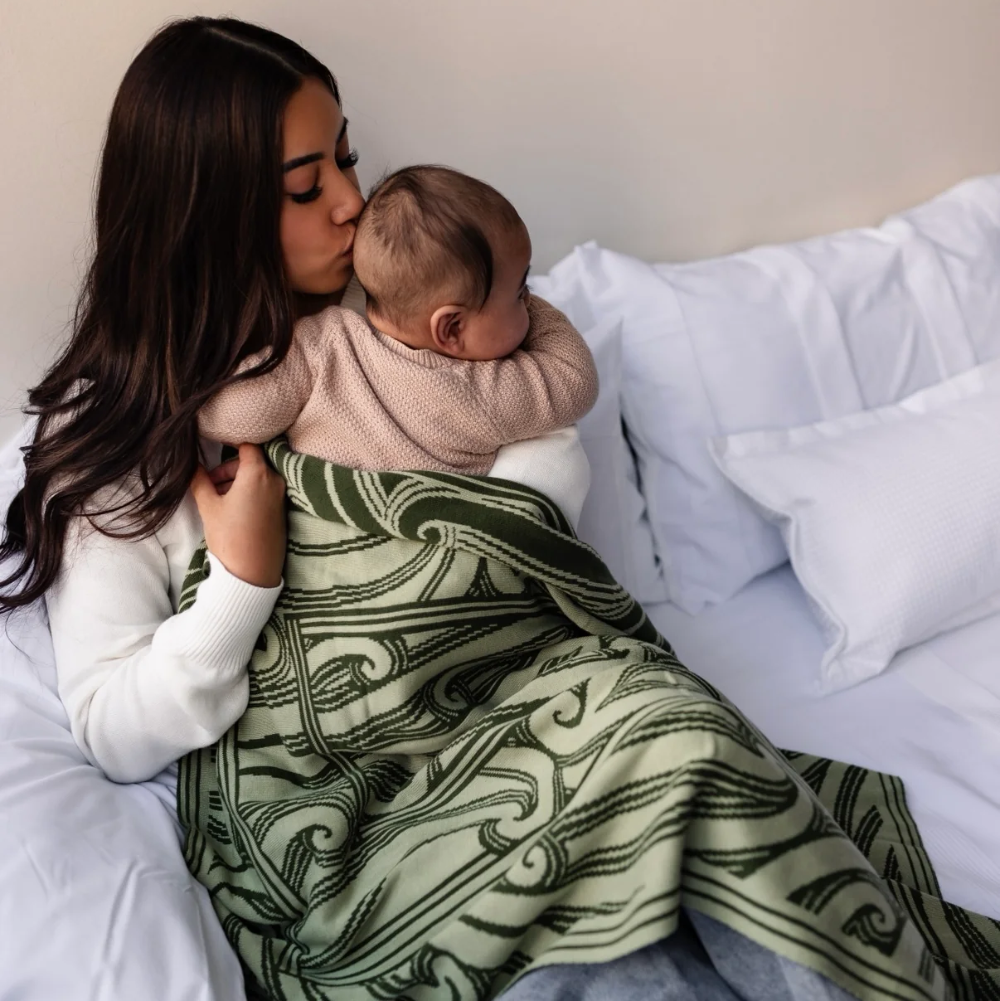 Hawaiiki Pēpi Te Piringa 100% Organic Cotton Blanket Ngāhere Green