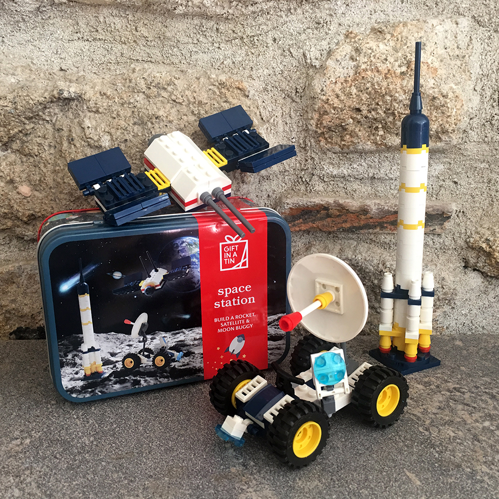 Gift In A Tin Space Station