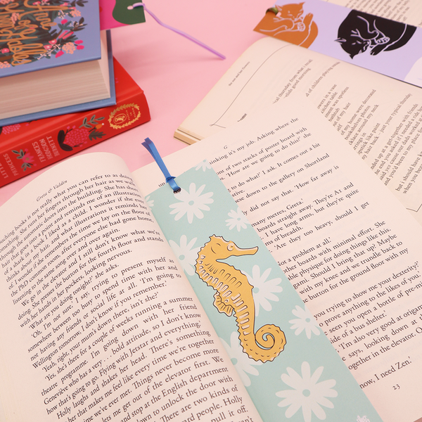 Iko Iko Double Sided Bookmark Seahorse Mint/Pink