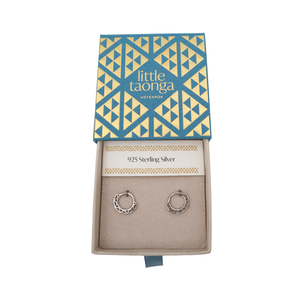 Little Taonga Huggies Niho Silver