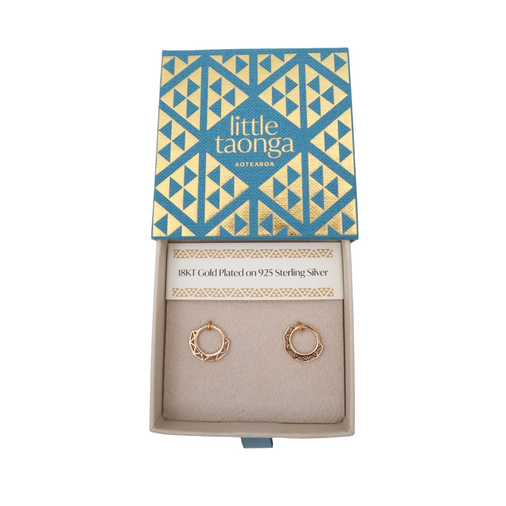 Little Taonga Huggies Niho Gold