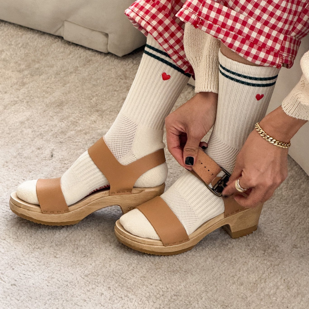 Le Bon Shoppe Embroidered Boyfriend Socks Parchment + Heart