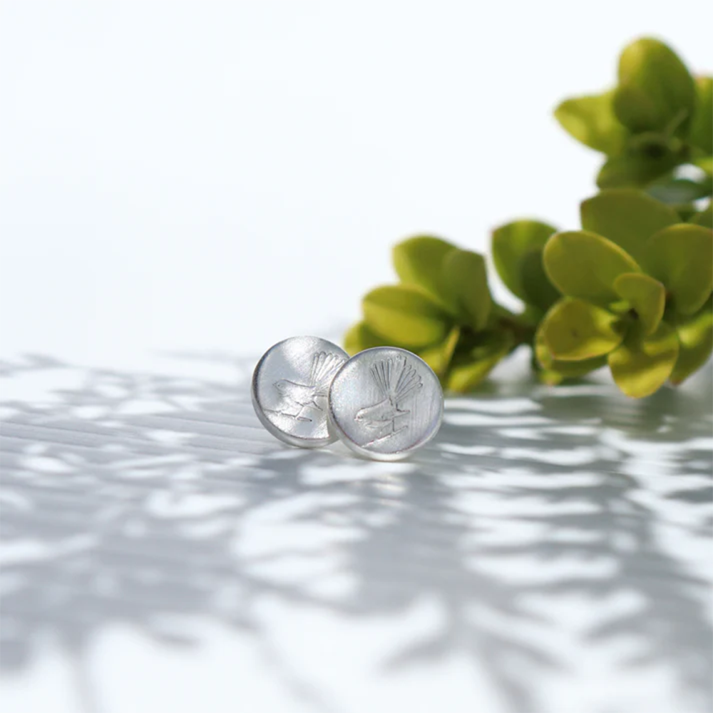 Little Taonga Studs Fantail Silver