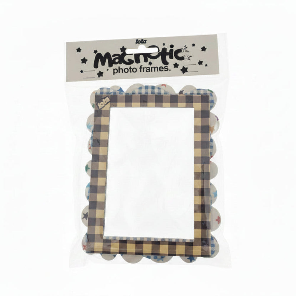 Lola Magnet Frame 6x4 Series 1