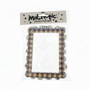 Lola Magnet Frame 6x4 Series 1