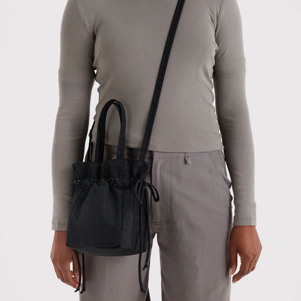 Baggu Nylon Drawstring Bag Black