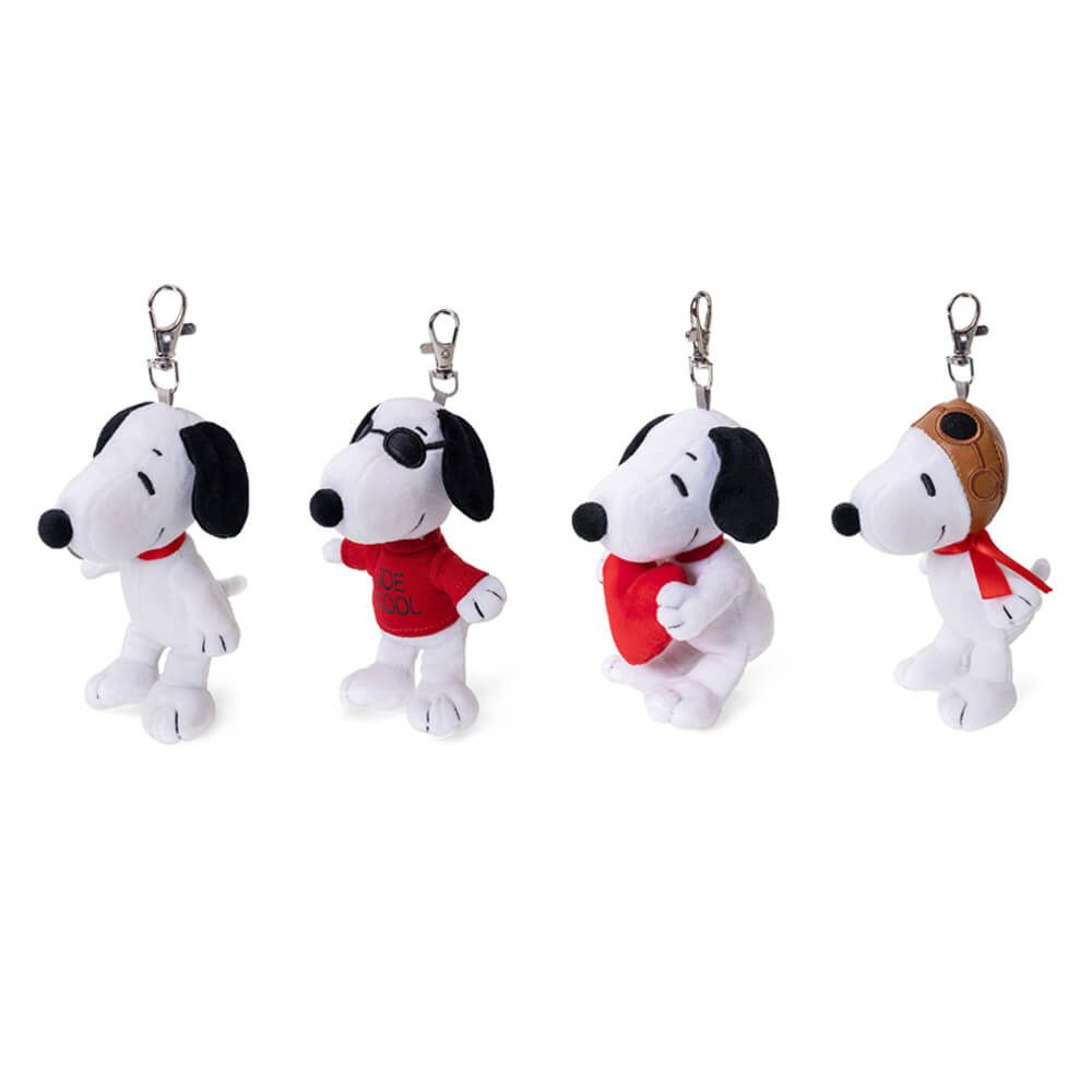 Peanuts bag charms