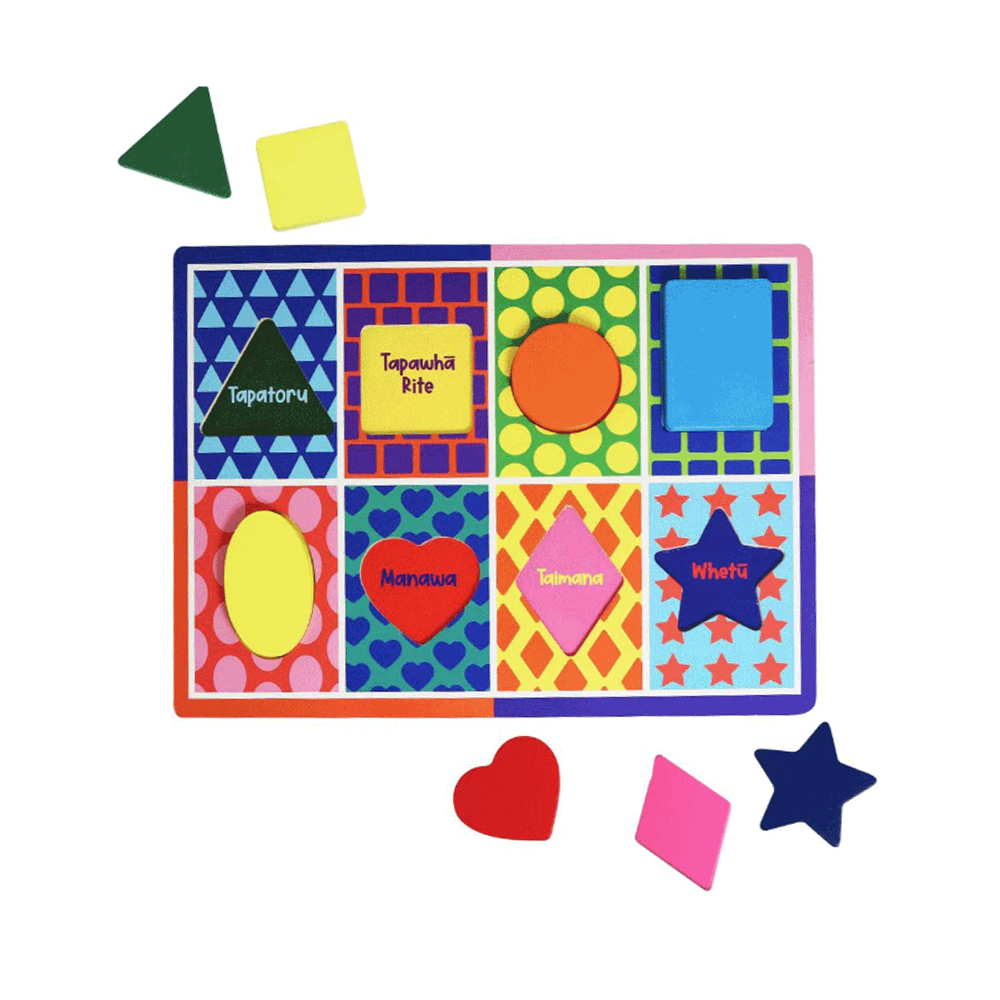 Pānga Āhuahanga 8 Piece Te Reo Shape Puzzle