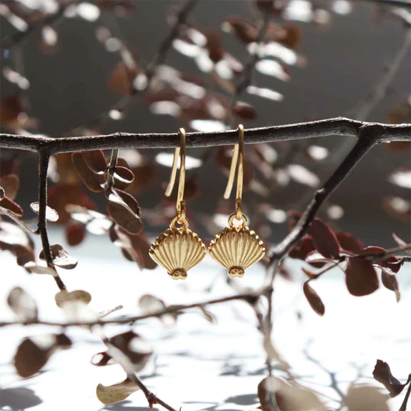 Little Taonga Pendant Earrings Piwakawaka Gold