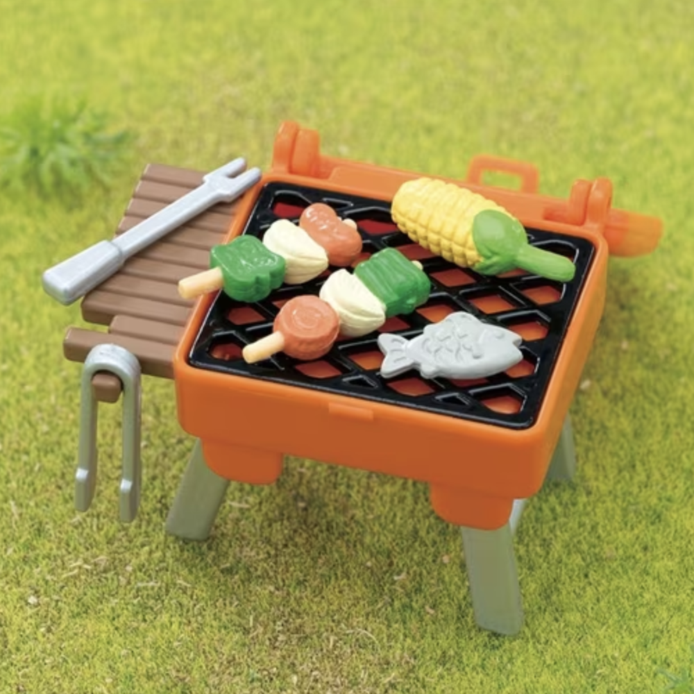 Sylvanian Families BBQ Picnic Set Elephant Girl