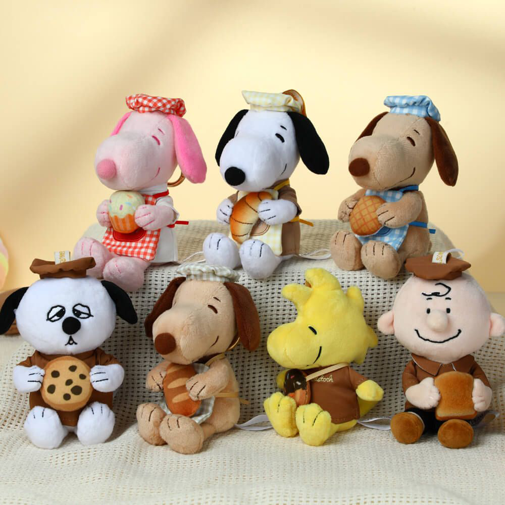 Peanuts BakeryPlush Keyring Blind Box