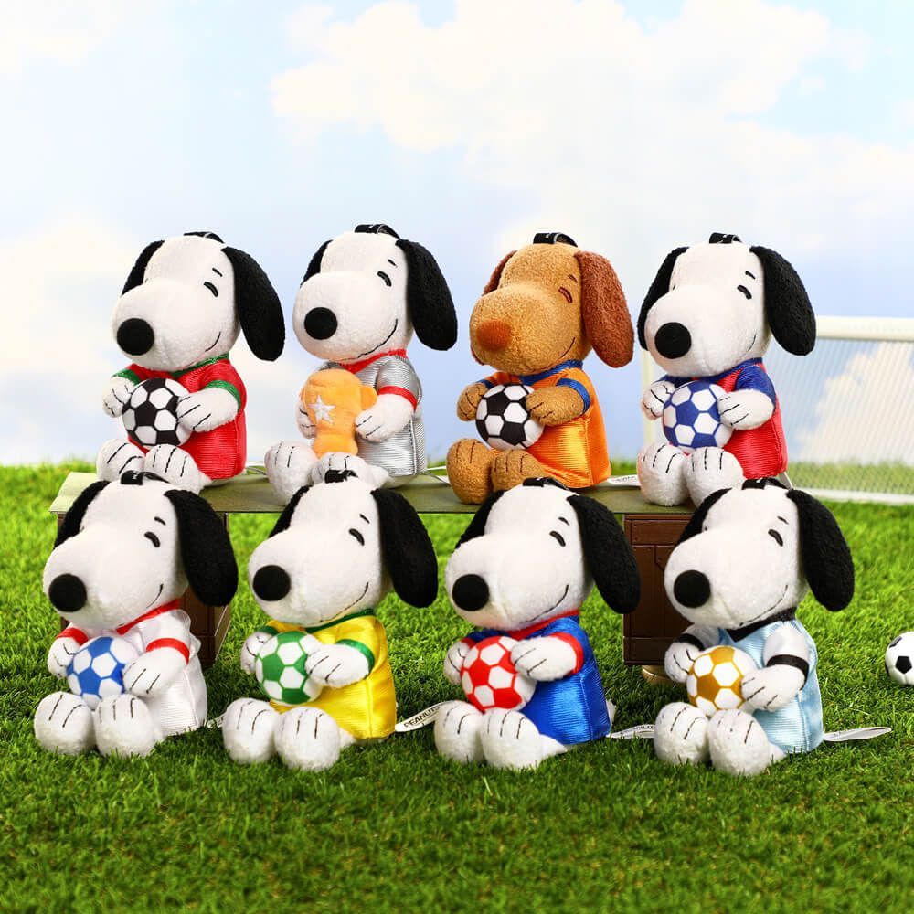 Peanuts  Soccer Series Plush Keyring Blind Box