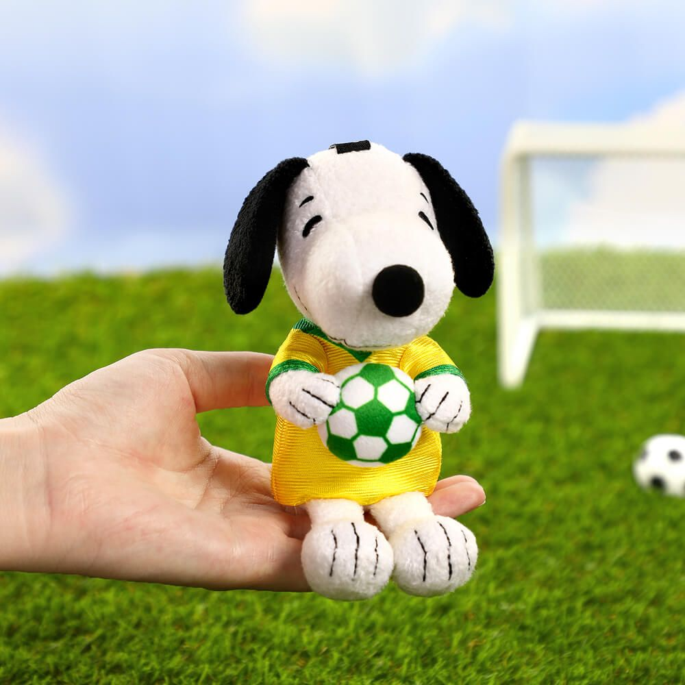 Peanuts  Soccer Series Plush Keyring Blind Box
