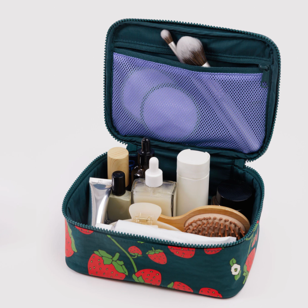 Baggu Small Cosmetic Case  Strawberry Blossom