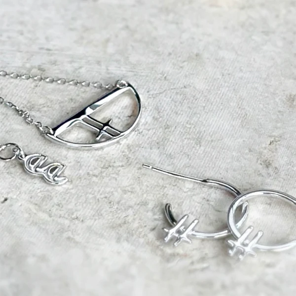 Ever Free Throw Necklace Silver