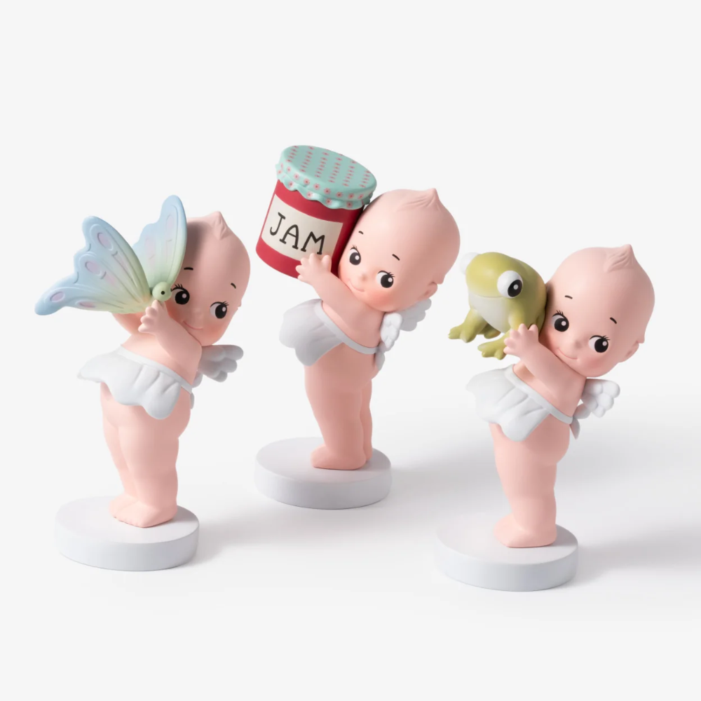 Smoko Kewpie®️Holding Things Blind Box