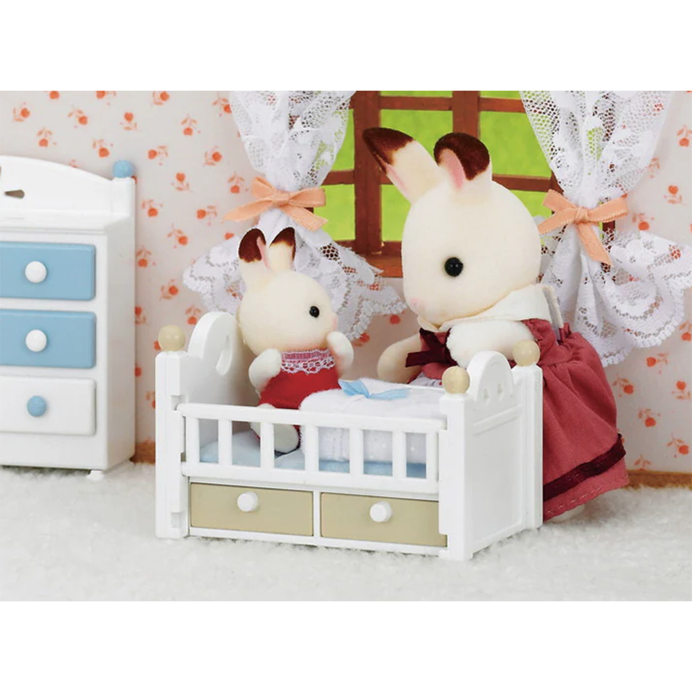 Sylvanian Families Chocolate Rabbit Baby in Cot Set Iko Iko