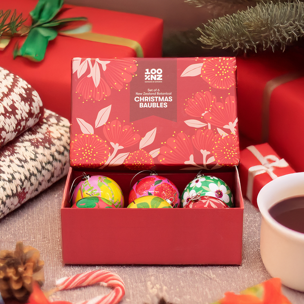 100% NZ Christmas Baubles Botanicals Set of 6