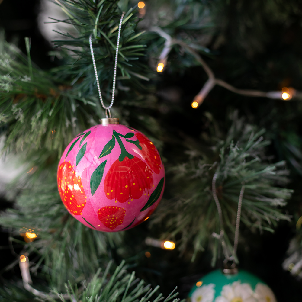 100% NZ Christmas Baubles Botanicals Set of 6