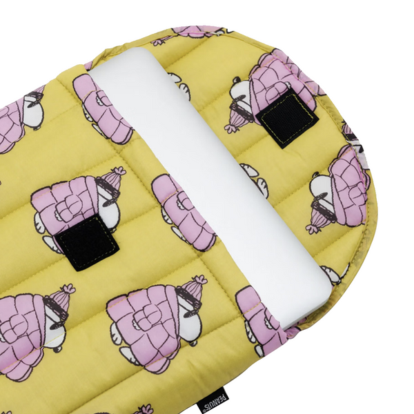 Baggu x Peanuts Puffy Laptop Sleeve 16 inch Puffer Snoopy Pink