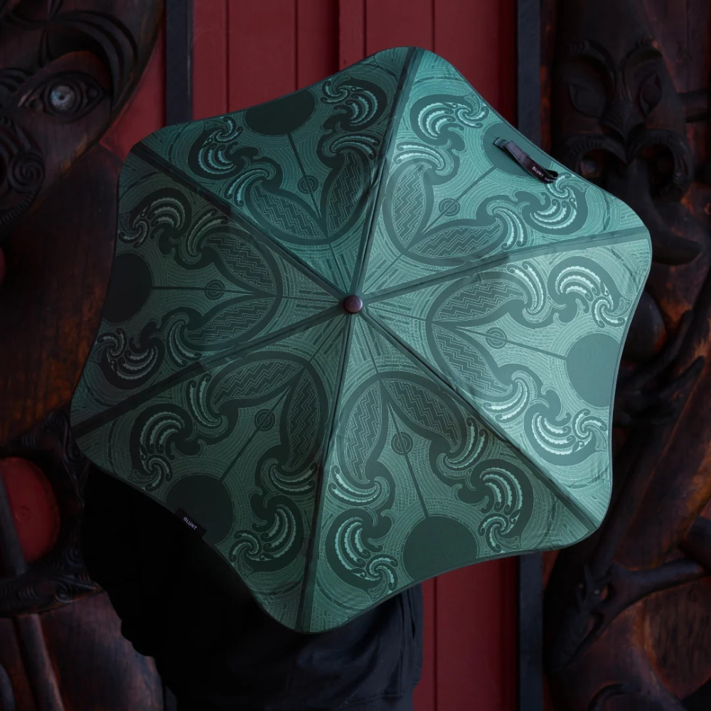 Blunt Umbrella Metro Limited Edition x Graham Tipene
